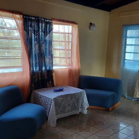 Conveniently Located, Quiet & Amp; Comfortable Christiansted Extérieur photo
